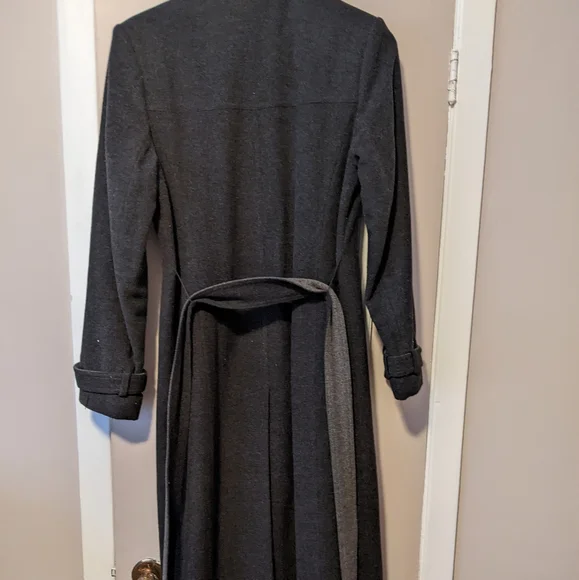 Long winter coat - Picture 2 of 7